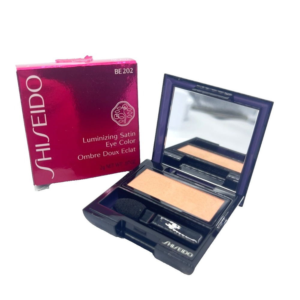 Shiseido Luminizing Satin Eye Color EyeShadow Shade BE202 0.07 oz / 2g